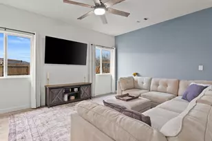 2645 Emerson Cir, Fernley, NV 89408 - Photo 9