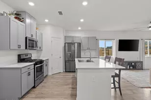 2645 Emerson Cir, Fernley, NV 89408 - Photo 3