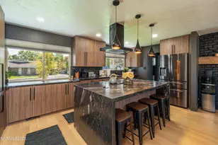 2301 Solari Dr, Reno, NV 89509 - Photo 7