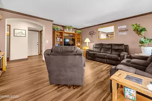 7879 White Falls Ct, Reno, NV 89506 - Photo 7