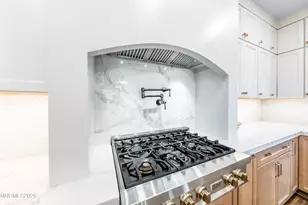 7705 Peavine Shadow Ct, Reno, NV 89523 - Photo 7