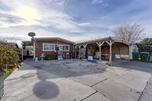 985 Villa Wy, Fernley, NV 89408 - Photo 35