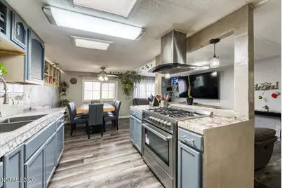 985 Villa Way, Fernley, NV 89408 - Photo 9