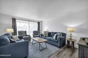 959 Mesa Ridge Dr, Sparks, NV 89434 - Photo 3