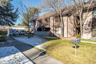 1465 E Peckham Ln, Reno, NV 89502 - Photo 23