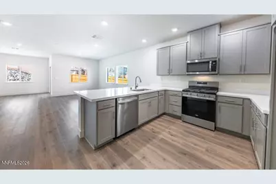 529 Daisy Fay Way, Indian Hills, NV 89705 - Photo 5