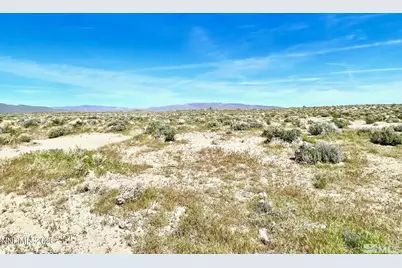 4400 Karyn Street, Silver Springs, NV 89429 - Photo 7
