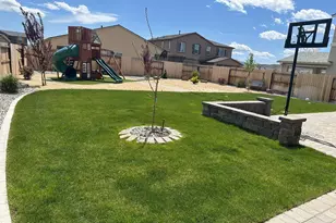 2139 Roaring Fork Ct, Sparks, NV 89436 - Photo 25