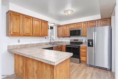 590 Fargo Way, Fernley, NV 89408 - Photo 5