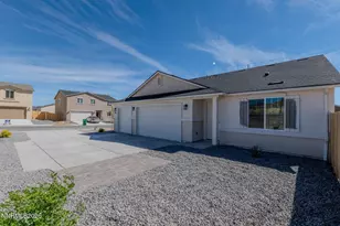 208 Rose Peak Rd, Dayton, NV 89403 - Photo 7