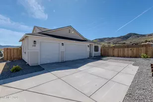 208 Rose Peak Rd, Dayton, NV 89403 - Photo 3