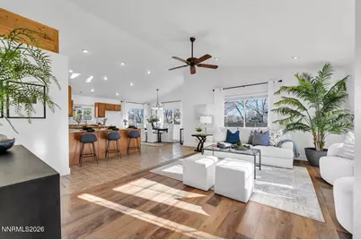 260 Veronica Avenue, Sparks, NV 89436 - Photo 7