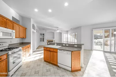 10145 Lucente Way, Reno, NV 89521 - Photo 23
