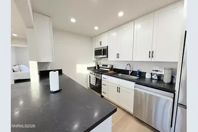 1810 Citron Street, Reno, NV 89512 - Photo 7