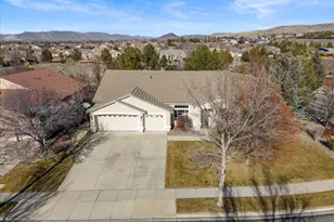 7483 Europa Dr, Sparks, NV 89436 - Photo 57