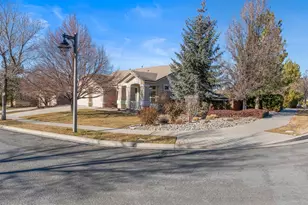 7483 Europa Dr, Sparks, NV 89436 - Photo 5