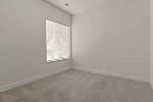 7483 Europa Dr, Sparks, NV 89436 - Photo 37