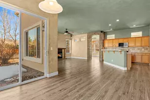 7483 Europa Dr, Sparks, NV 89436 - Photo 25