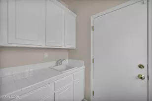 3194 10 Mile Dr, Sparks, NV 89436 - Photo 27