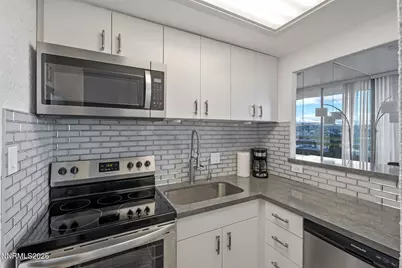 100 N Arlington Avenue #22G, Reno, NV 89501 - Photo 9
