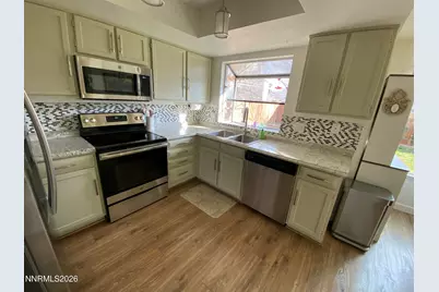 2772 Azuza Way, Reno, NV 89502 - Photo 7