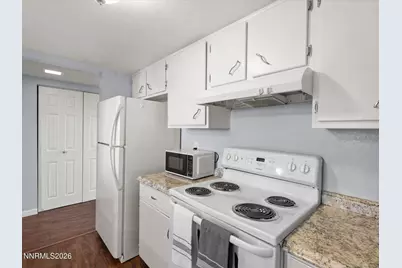 13902 Lear Boulevard, Reno, NV 89506 - Photo 7