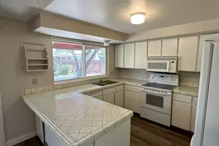 462 Steffanie Wy, Sparks, NV 89431 - Photo 5