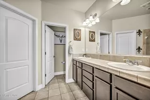 7058 Cinder Village Dr, Sparks, NV 89436 - Photo 17