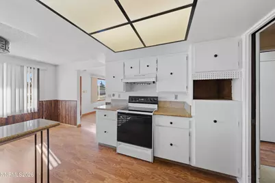 240 E Gault Way, Sparks, NV 89431 - Photo 13