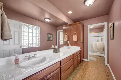 3850 Piccadilly Drive, Reno, NV 89509 - Photo 37