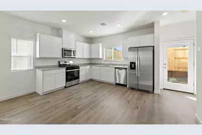 8431 Redwood Dawn Drive, Reno, NV 89506 - Photo 7