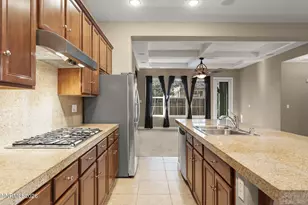 10885 Pentwater Dr, Reno, NV 89521 - Photo 17