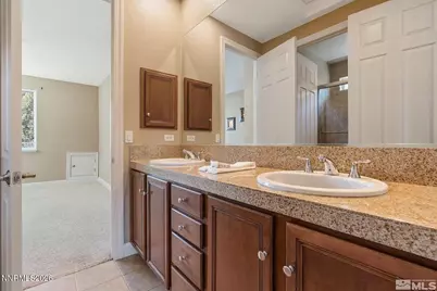10885 Pentwater Drive, Reno, NV 89521 - Photo 35
