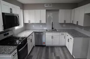 11 E J St, Sparks, NV 89431 - Photo 11