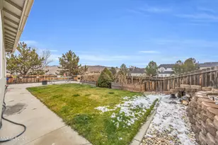 3290 Creekside Ln, Sparks, NV 89431 - Photo 35