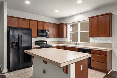 986 Floral Ridge Way, Sparks, NV 89436 - Photo 9