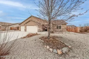 132 Deerfield Rd, Dayton, NV 89403 - Photo 3