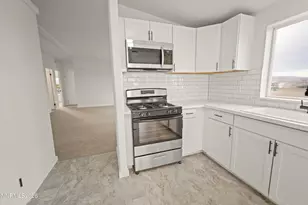 3225 E Antelope St, Silver Springs, NV 89429 - Photo 3