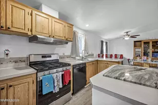 3525 Citrus St, Silver Springs, NV 89429 - Photo 9