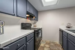 8670 Dixon Ln, Reno, NV 89511 - Photo 5