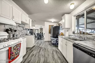 5556 Mark Cir, Sun Valley, NV 89433 - Photo 31