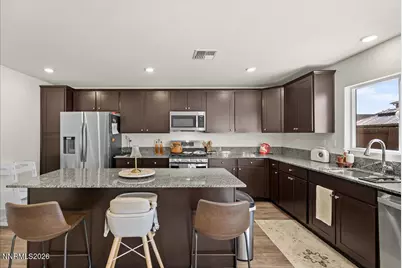 8921 Quail Falls Drive, Reno, NV 89506 - Photo 7