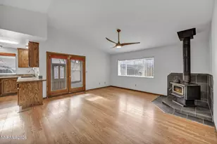 614 Patricia Ct, Gardnerville, NV 89460 - Photo 9