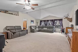 1125 Truckee Ln, Fernley, NV 89408 - Photo 15