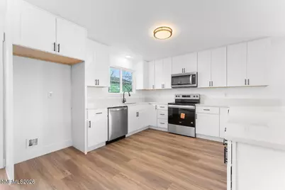 2285 King Edward Drive, Reno, NV 89503 - Photo 5