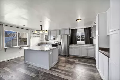 7575 Halifax Drive, Reno, NV 89506 - Photo 13