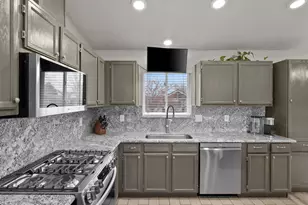 390 Ember Dr, Sparks, NV 89436 - Photo 3