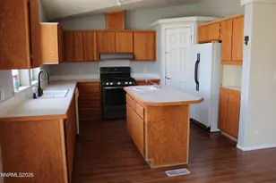 3560 Johnson Ln, Winnemucca, NV 89445 - Photo 9