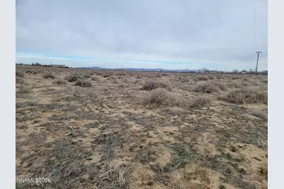 1340 W Badger Street, Silver Springs, NV 89429 - Photo 3
