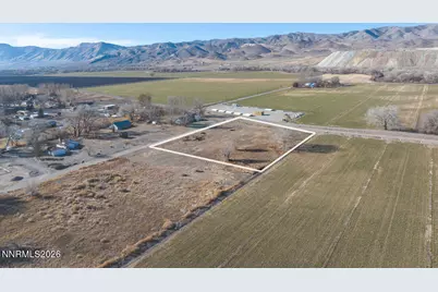 14 Ashley Drive, Yerington, NV 89447 - Photo 5